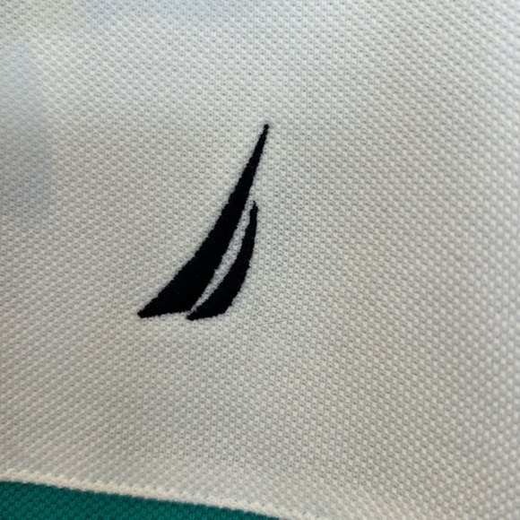 Nautica classic fit polo in color block. Men’s (unisex) size M. NWT new! - Picture 4 of 5